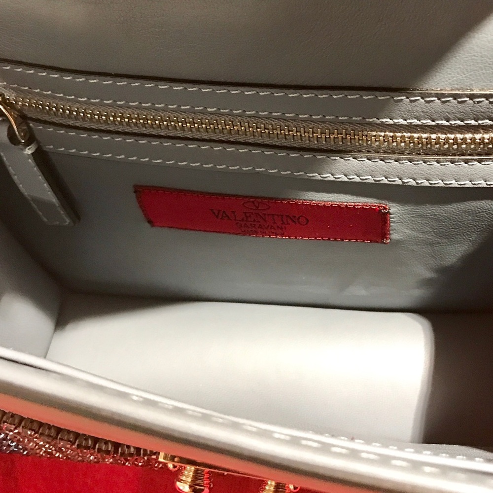 SOLD ✅ Valentino Glitter Small Lock Shoulder Bag - Picture 5 of 8