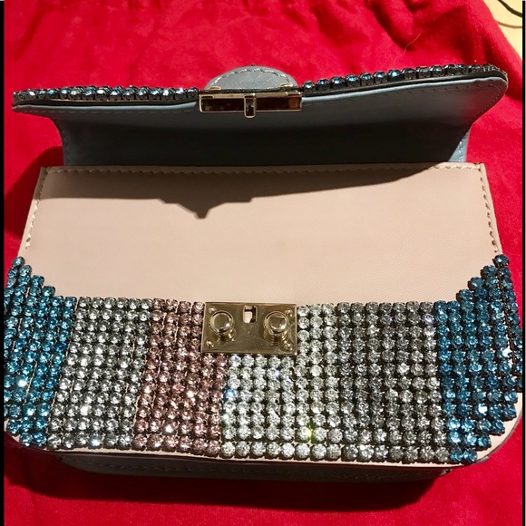 SOLD ✅ Valentino Glitter Small Lock Shoulder Bag - Picture 7 of 8