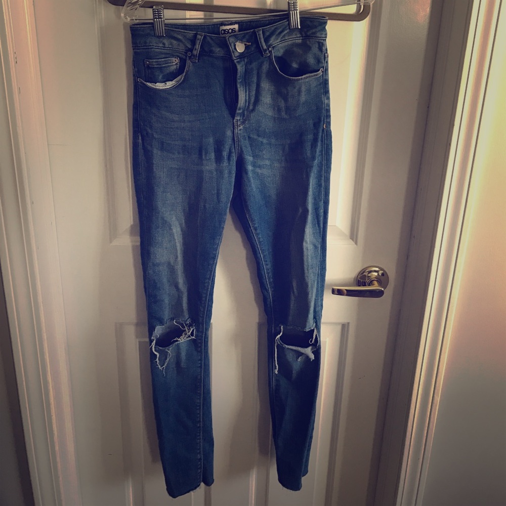 Skinny ripped jeans!