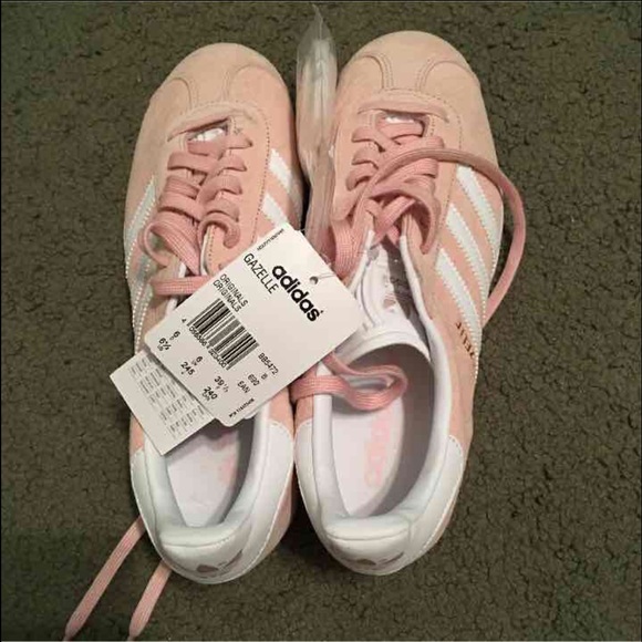 Adidas gazelle shoes pink - Picture 2 of 4