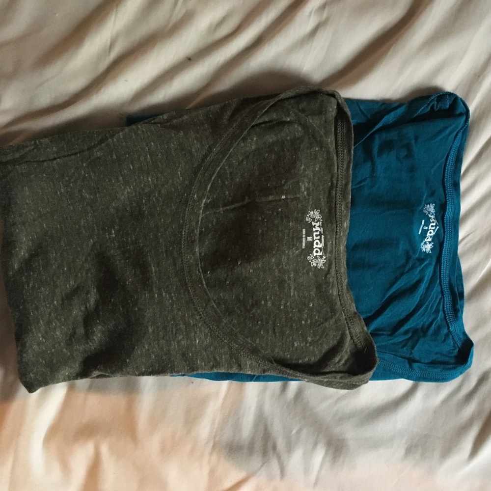 Long sleeve shirts