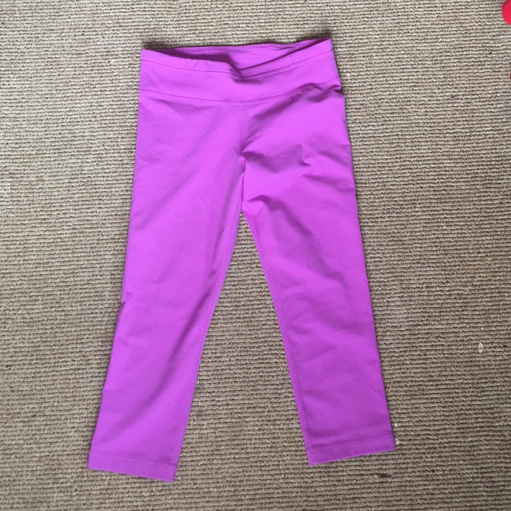 Under Armour pastel purple leggings