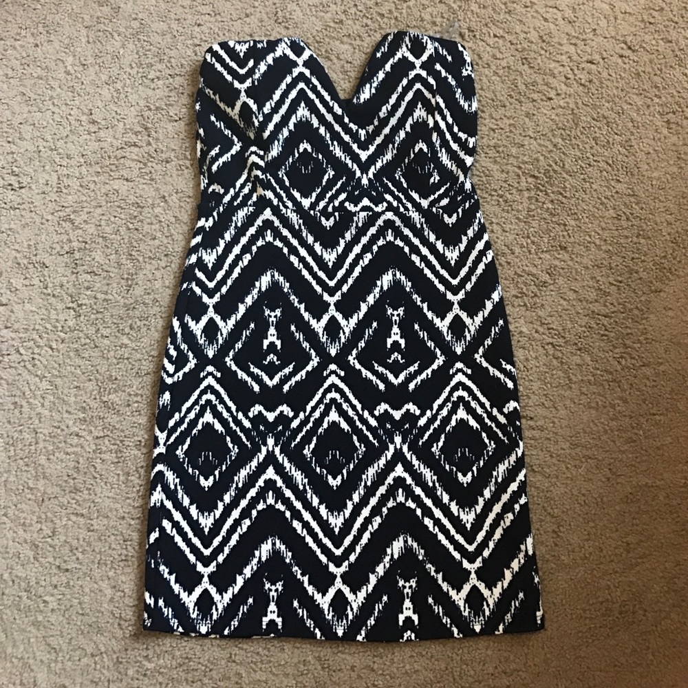 Aztec body con dress