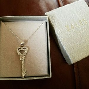 *Price reduced* ZALES white sapphire necklace