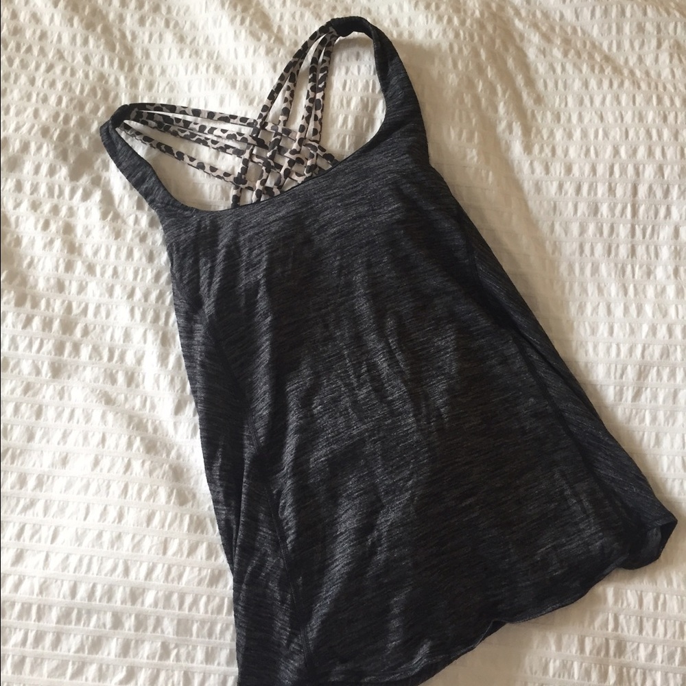 Lululemon athletic top