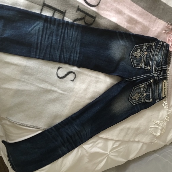 Rock Revival Jeans - Picture 1 of 4