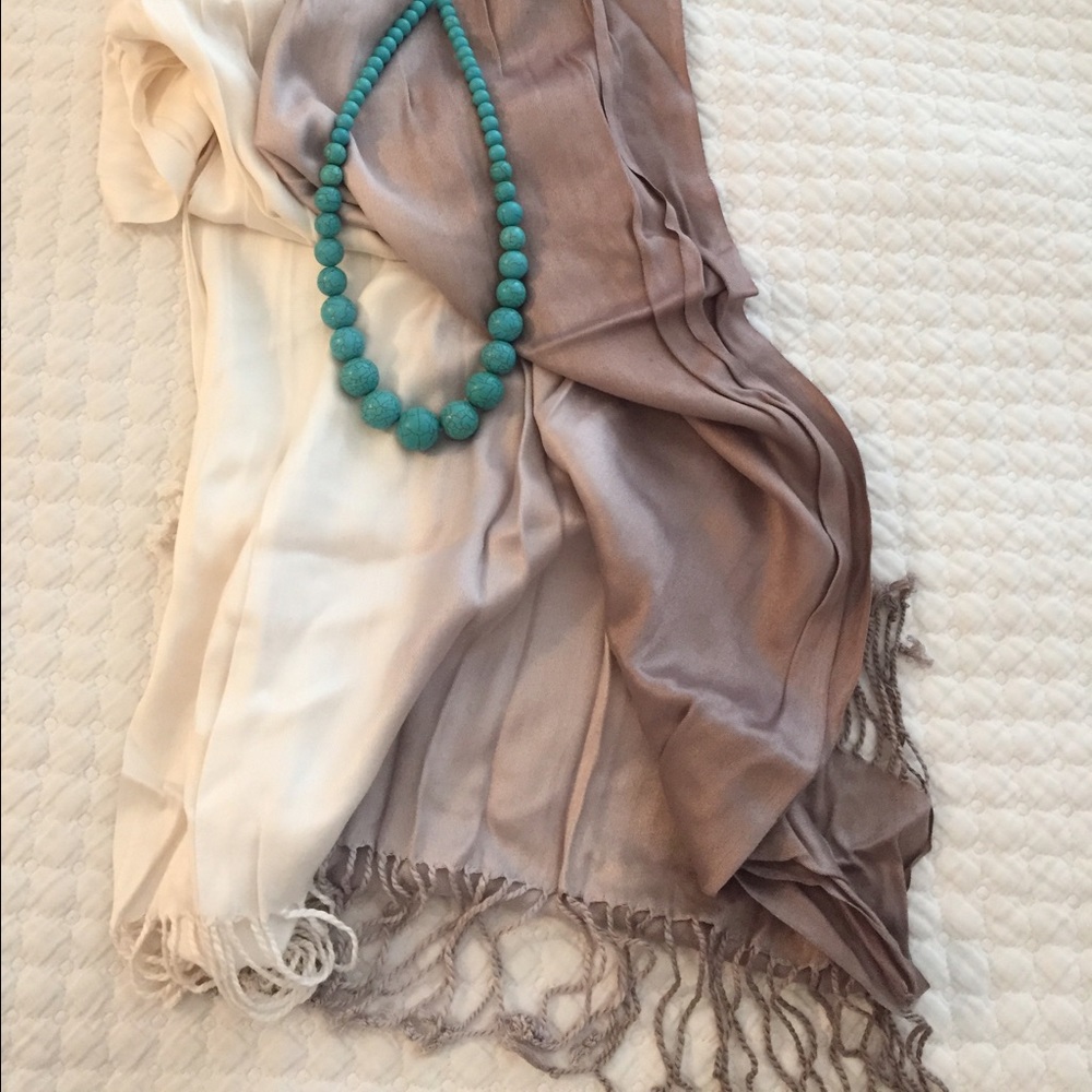 Tan and cream ombre scarf.