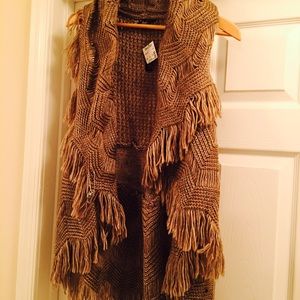 Cute sleeveless sweater L/XL