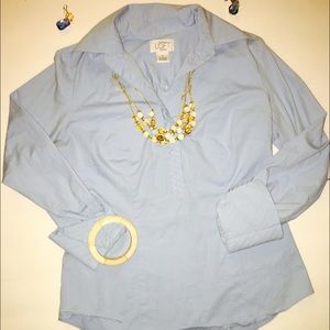Ann Taylor Loft stretch cotton button up shirt