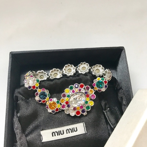 ♦️sold♦️Auth MIU MIU Crystal bracelet in box - Picture 3 of 8