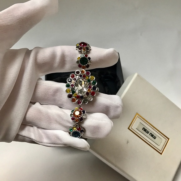 ♦️sold♦️Auth MIU MIU Crystal bracelet in box - Picture 5 of 8