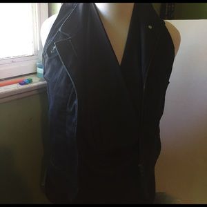 Ernest Sewn vest🎉HP 5/19/17🎉