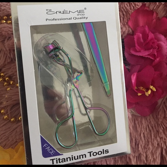 🦋🦄Multi-color Eyelash Curler and Tweezers 🦄🦋 - Picture 2 of 3