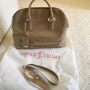 Nude/tan Ivanka Trump purse.