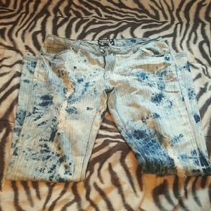 Distressed two-toned jeans