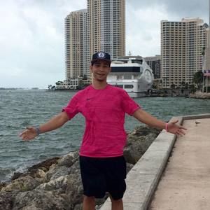 Meet your Posher, Vic