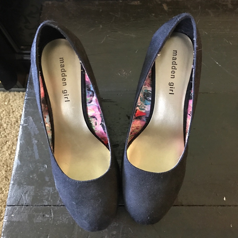 Madden Girl wedges