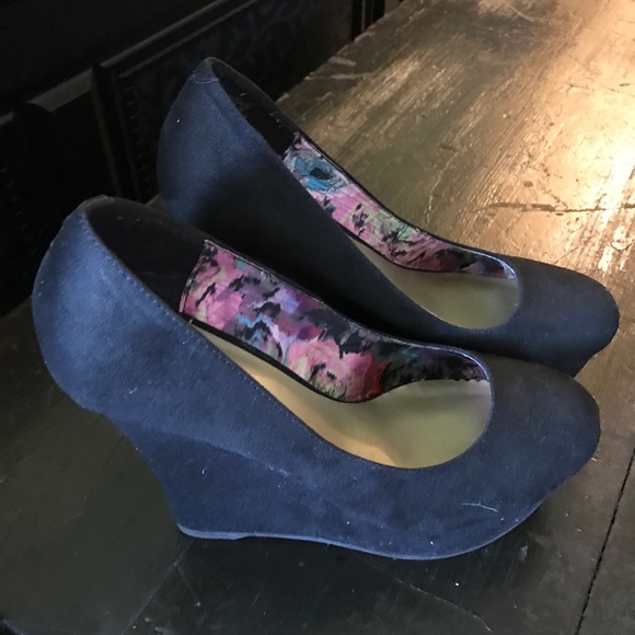 Madden Girl wedges - Picture 2 of 3