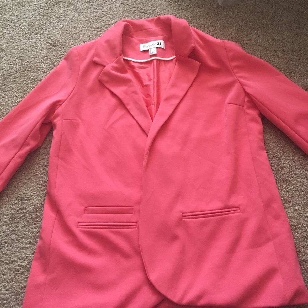 Salmon colored blazer 3/4 sleeves size large