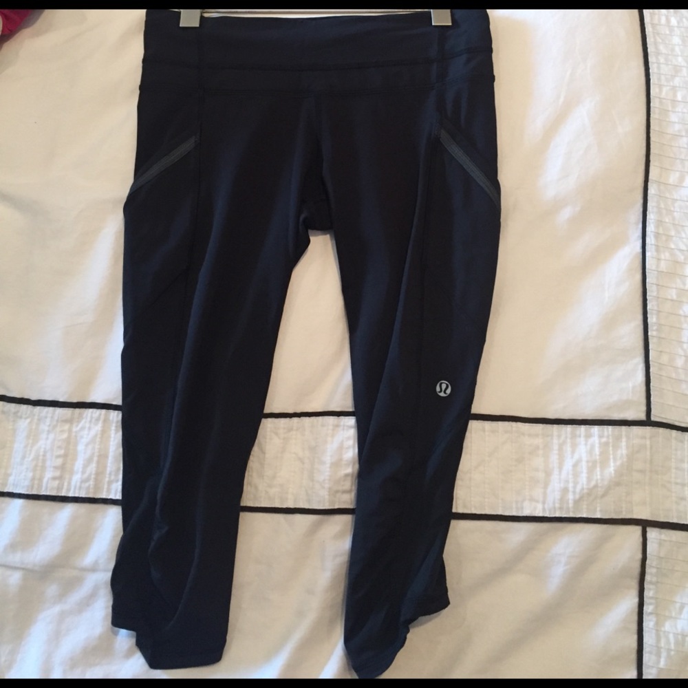 Lululemon crop pants