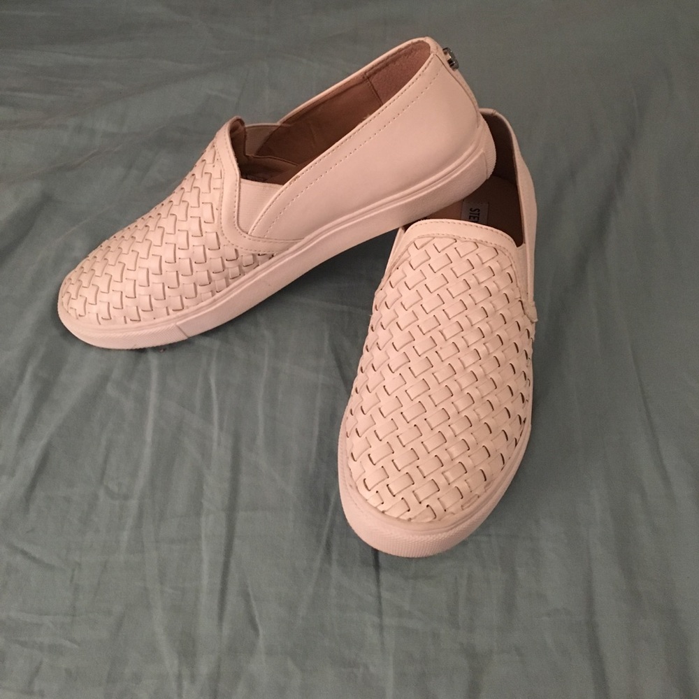 white steve madden sneakers