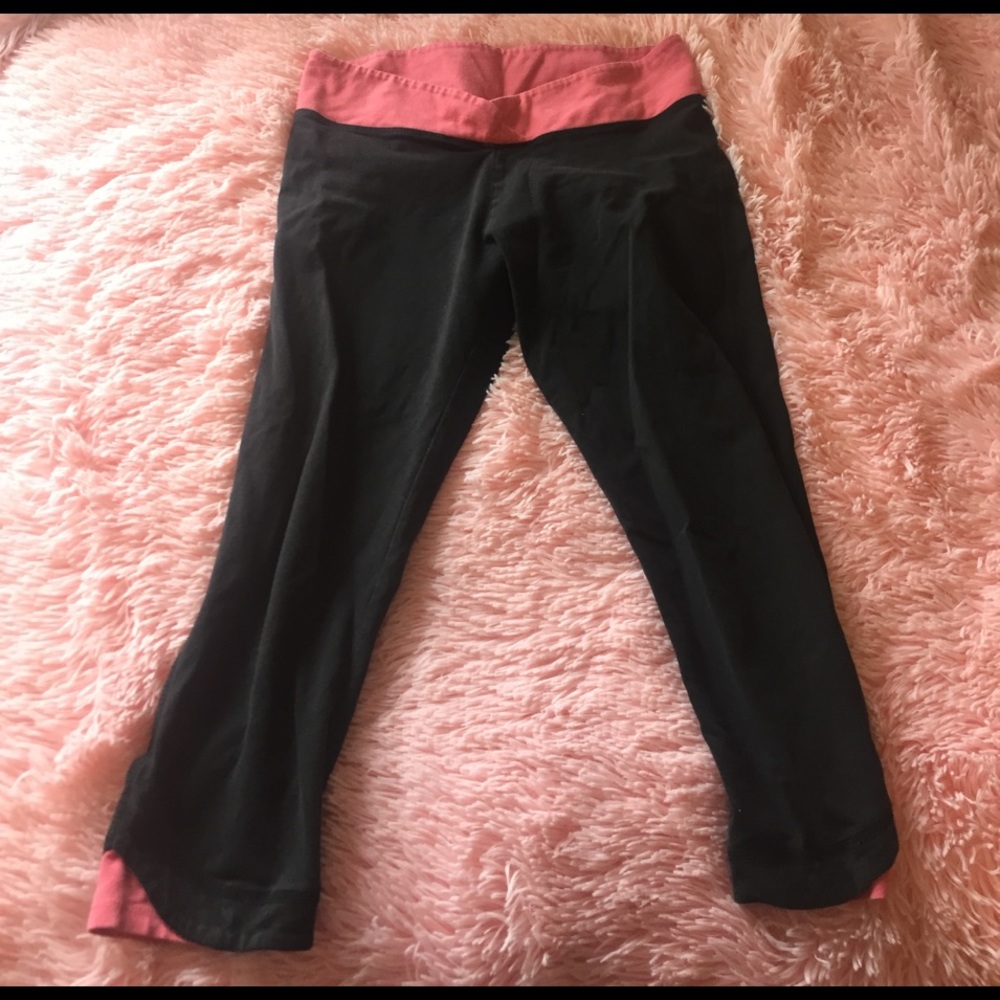 Capri Athletic Pants