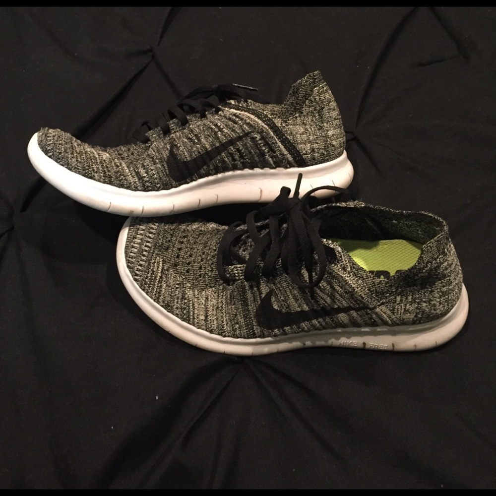 Nike women's Free Run Flyknit size 7