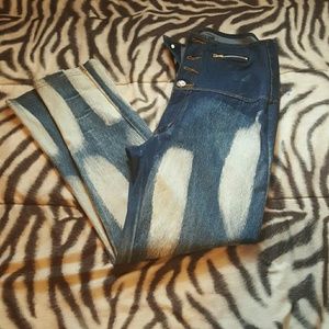 High waisted stretchy skinny jeans