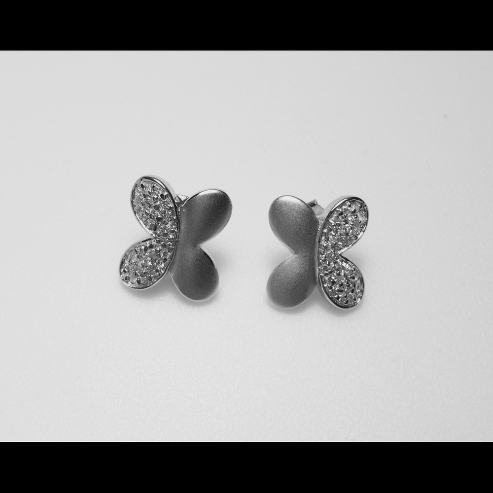 💥NEW💥Sterling Silver Earrings