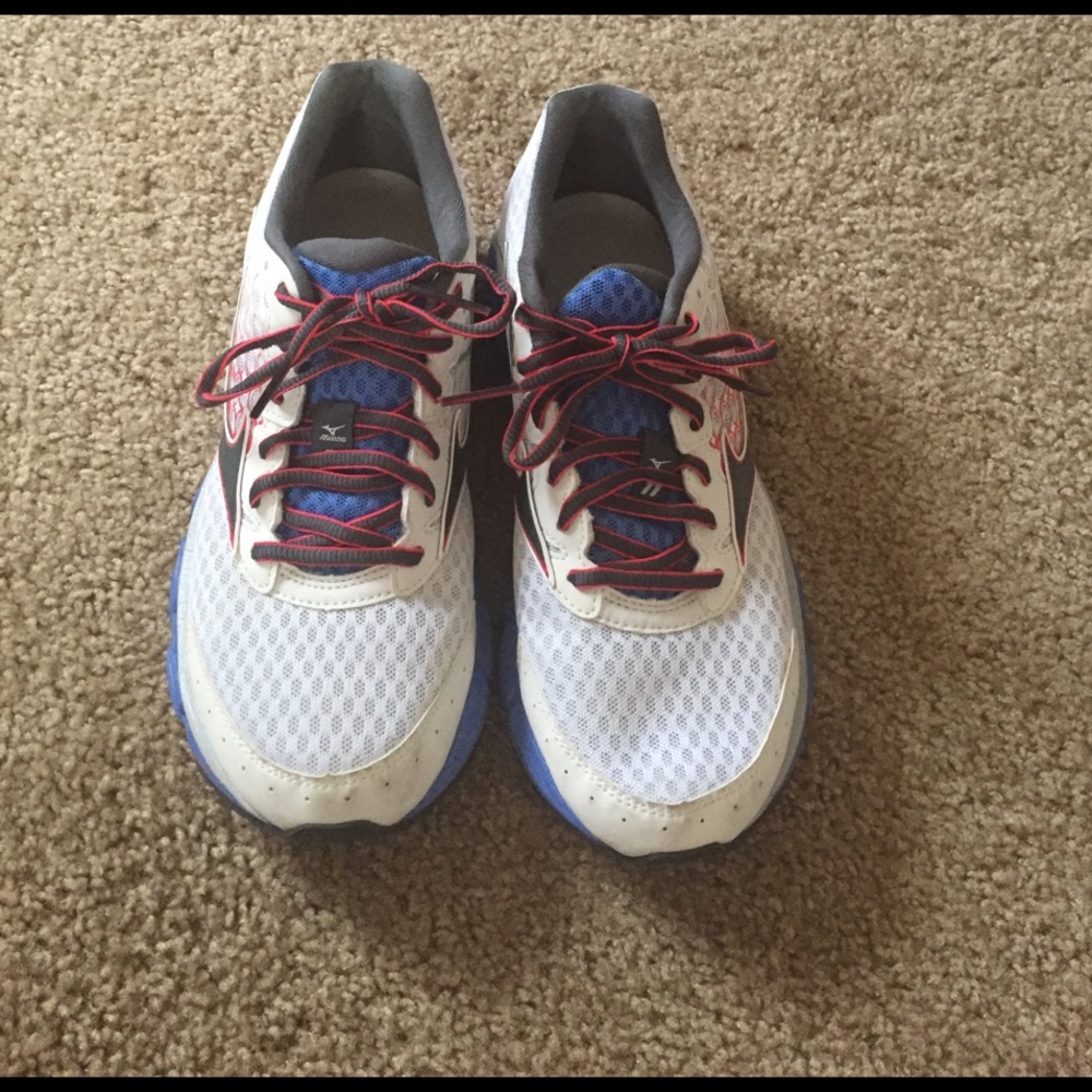 Mizuno Running Shoes