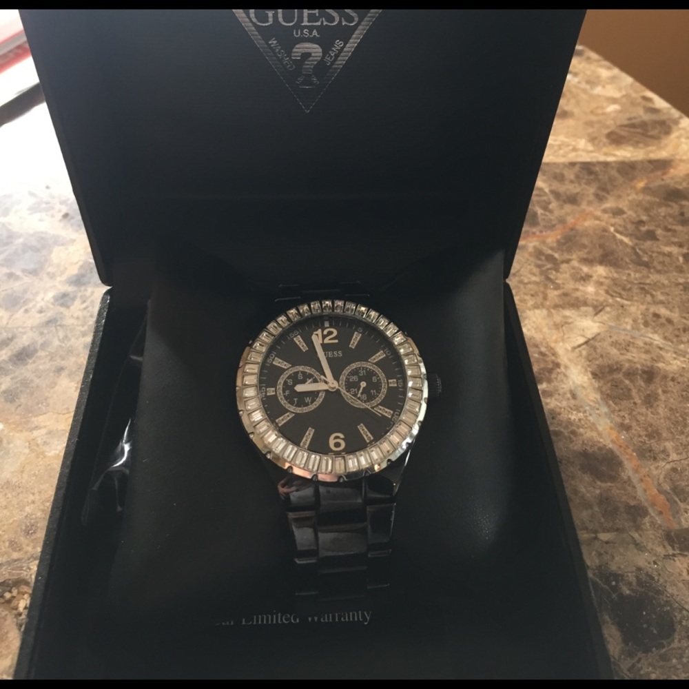 Black Guess Watch