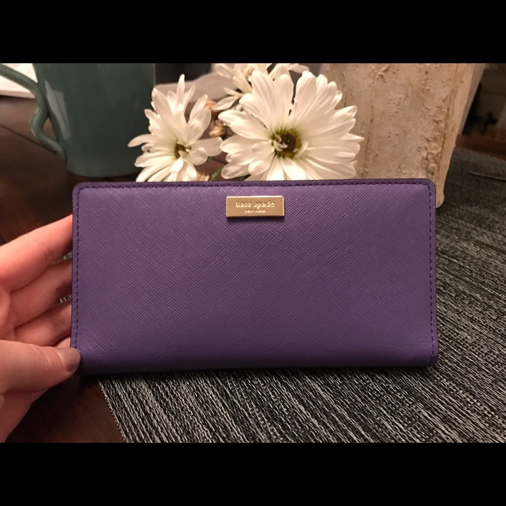 SOLD 😁 Kate Spade ♠️ wallet