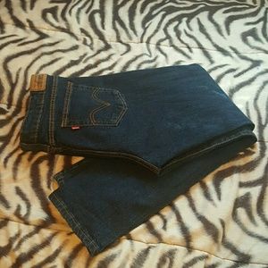 Levi jeans