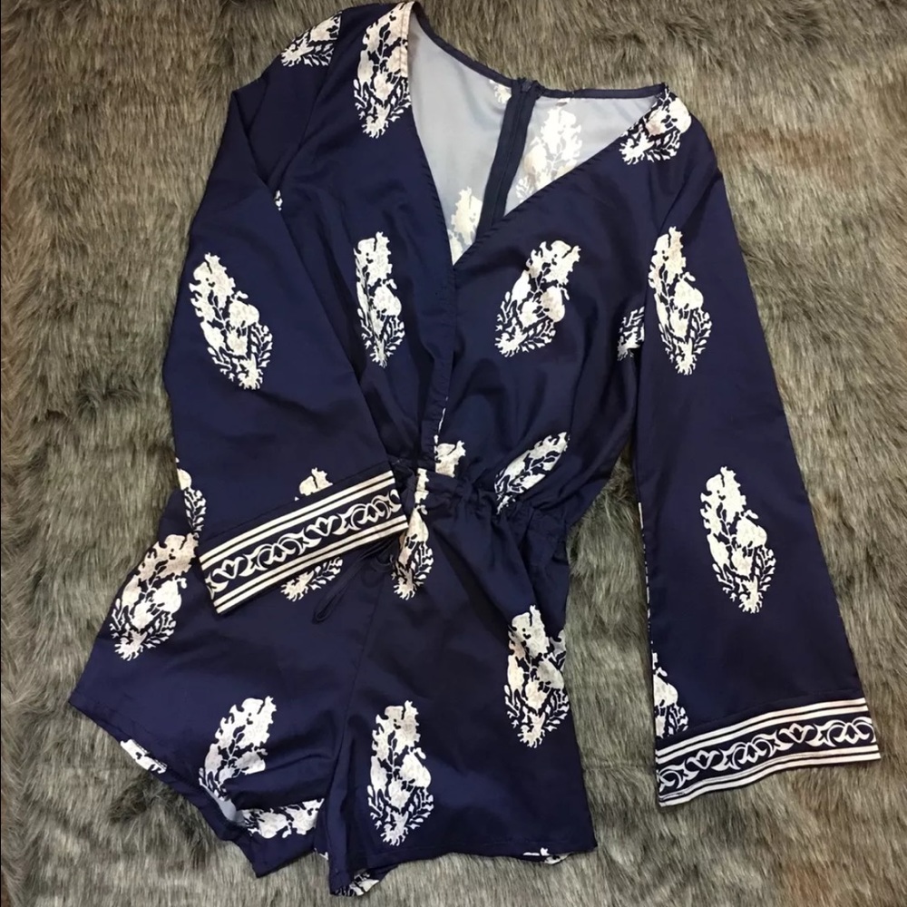 Bell Sleeve Navy Romper Size Small