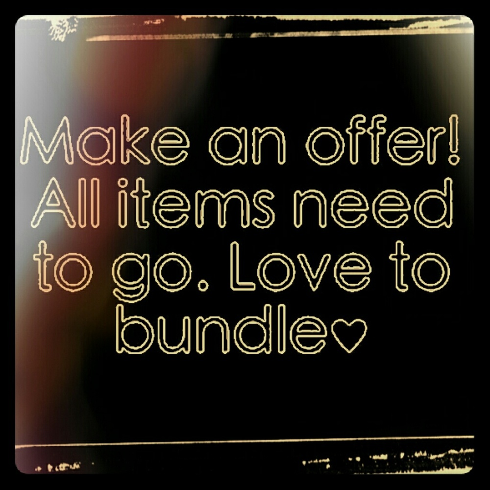 Open to offers!! Love to bundle!!!