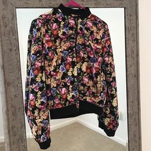 Floral bomber jacket 🌸