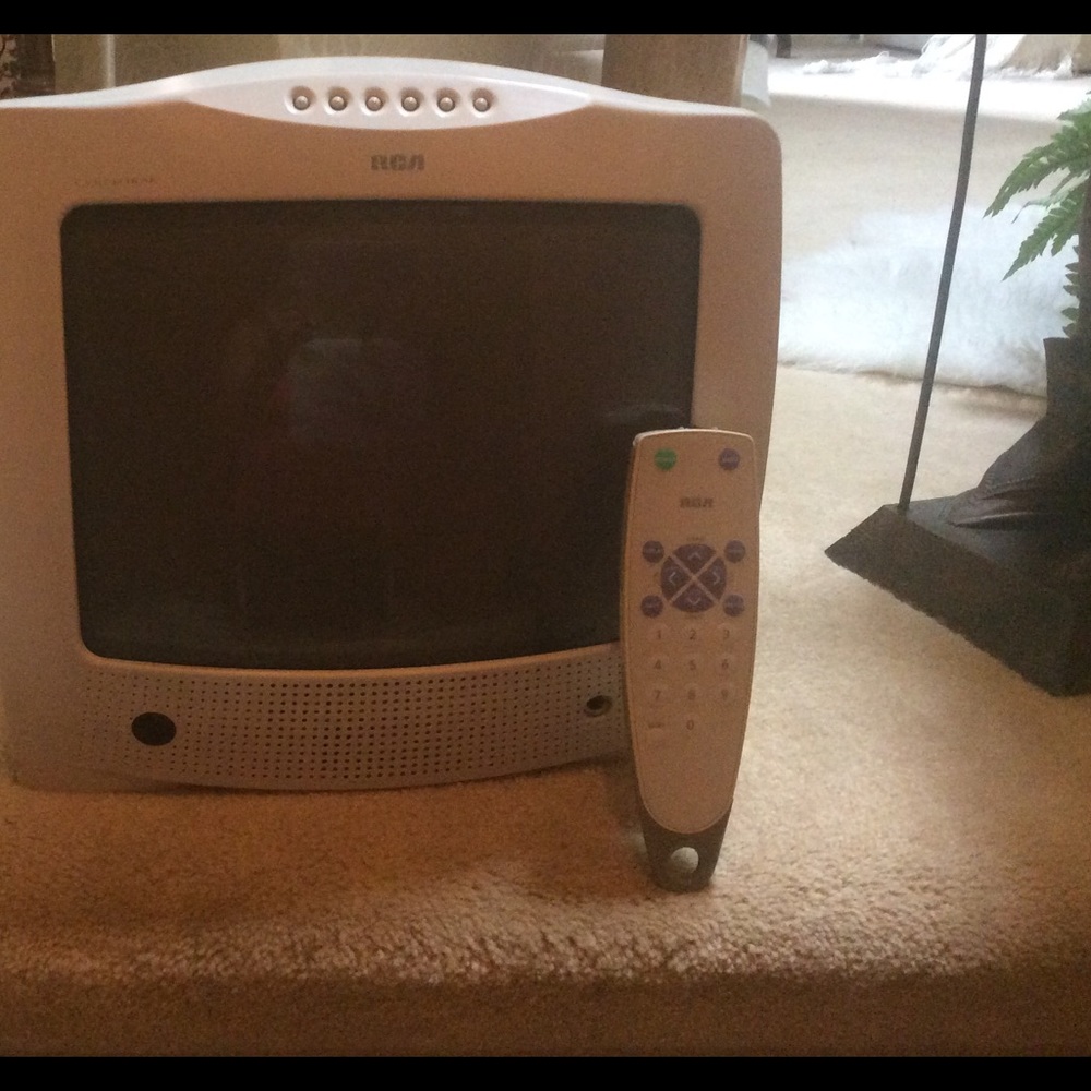 RCA Kitchen TV