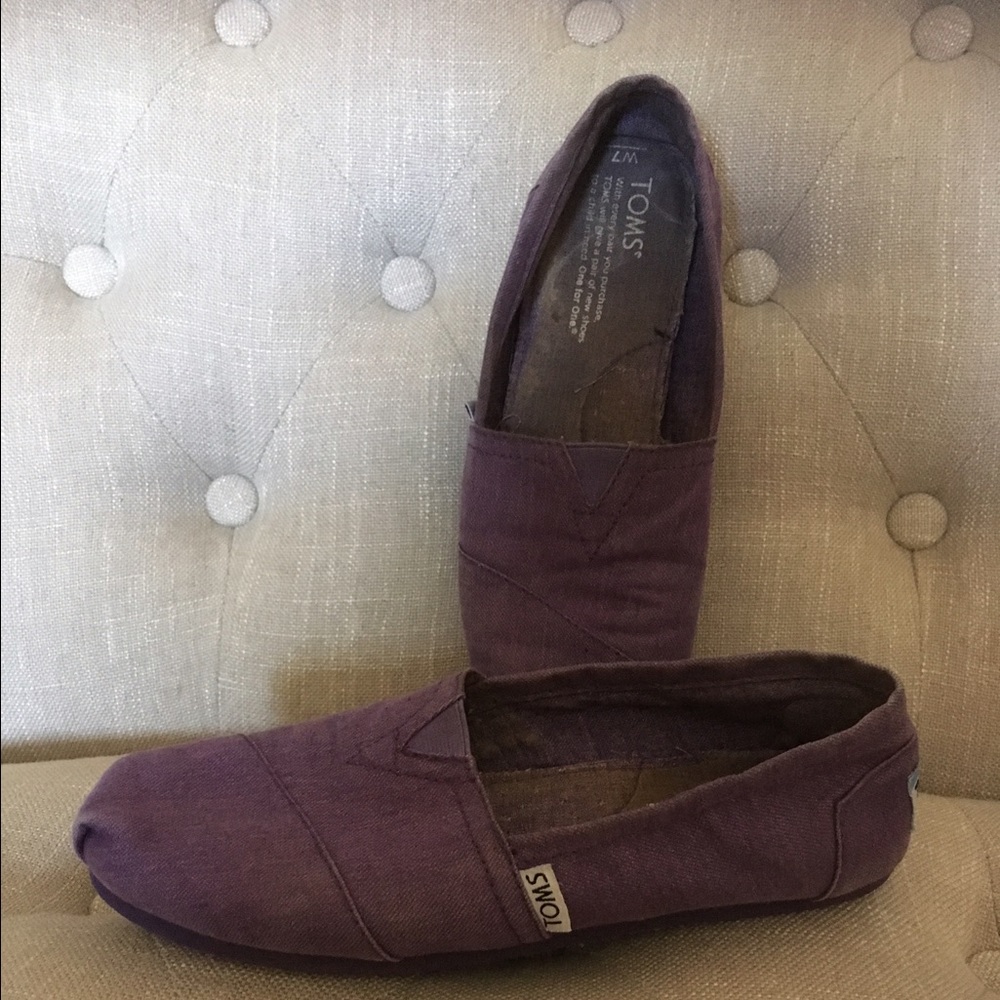 TOMS - Picture 4 of 4