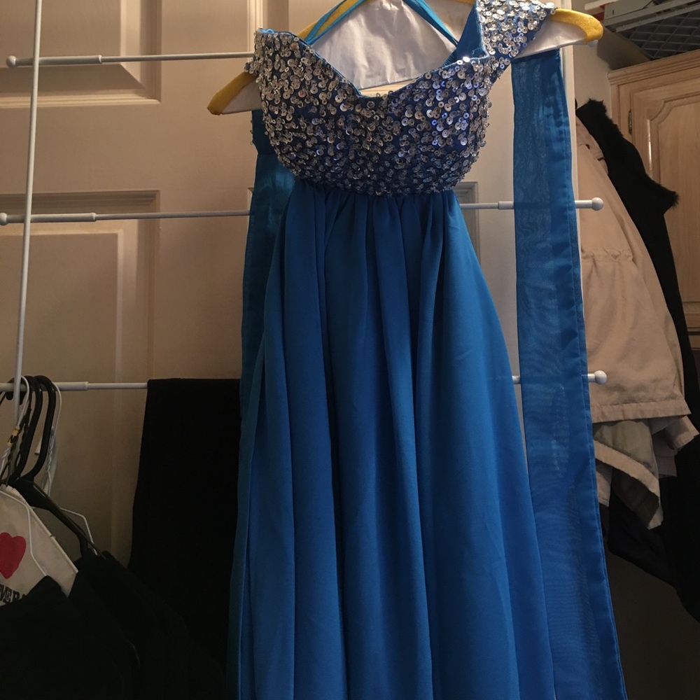 Strapless Prom Dress - Picture 2 of 5