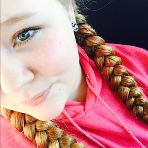 Meet your Posher, Jacilynne