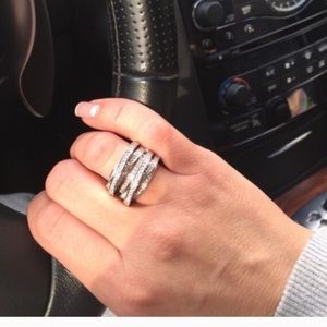 ON SALE ! NEW MULTI LAYERED PAVET RING SIZE 6.5