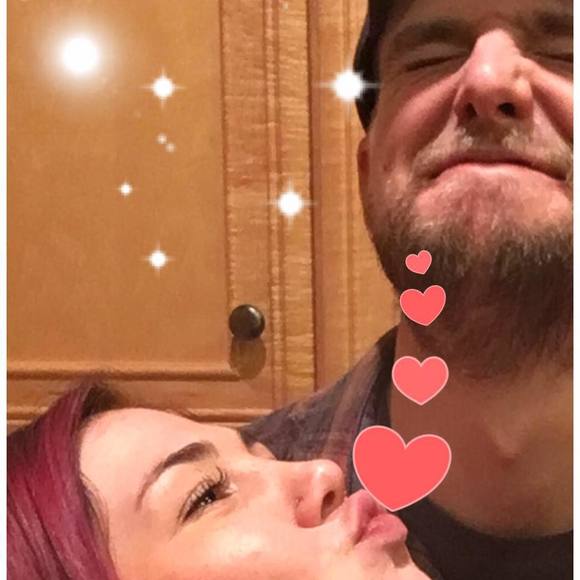 Meet your Posher, Cassandra - Picture 1 of 1