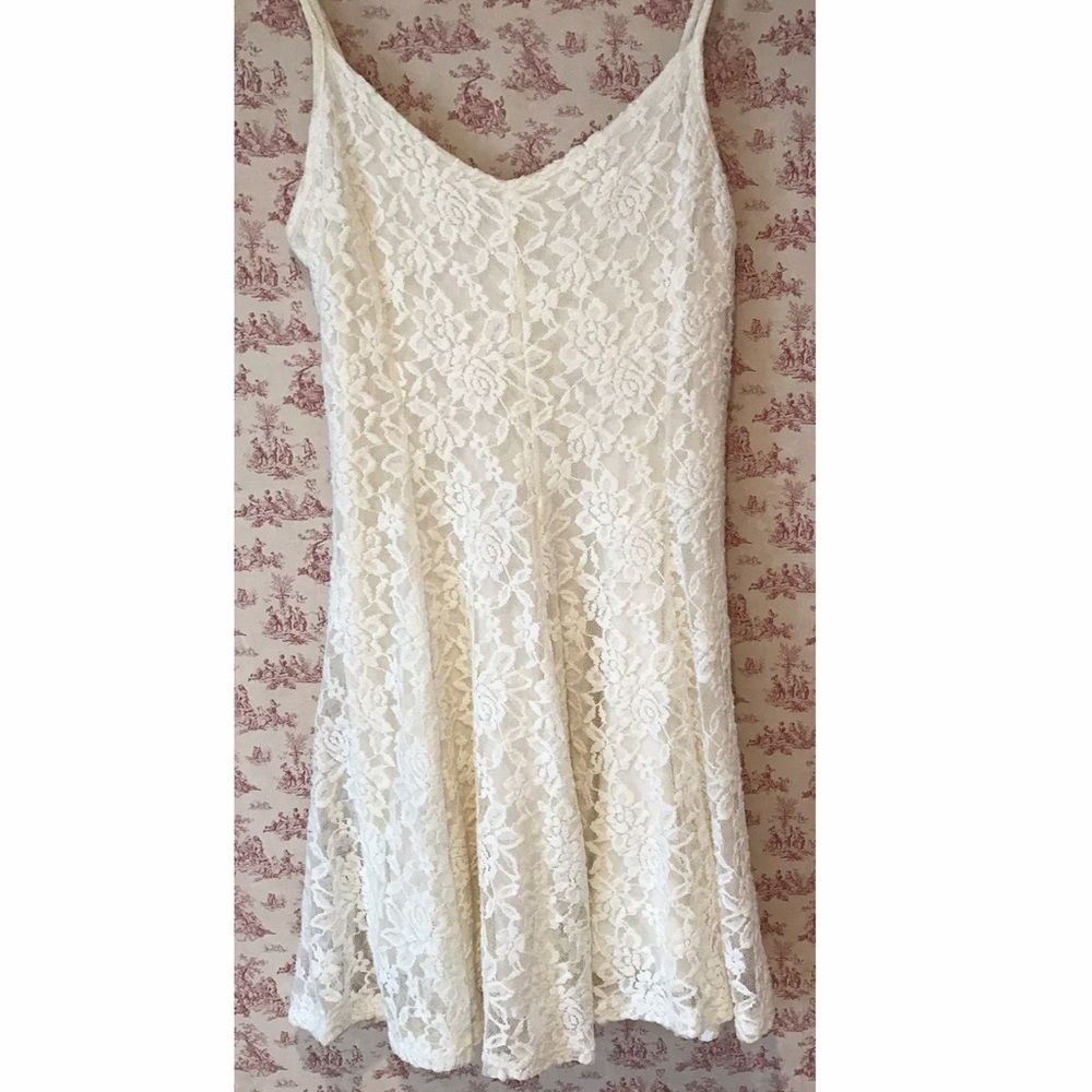 White Lace American Eagle dress