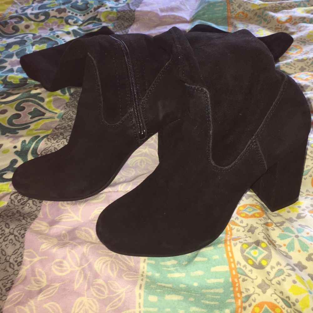Over the knee black boots/heels