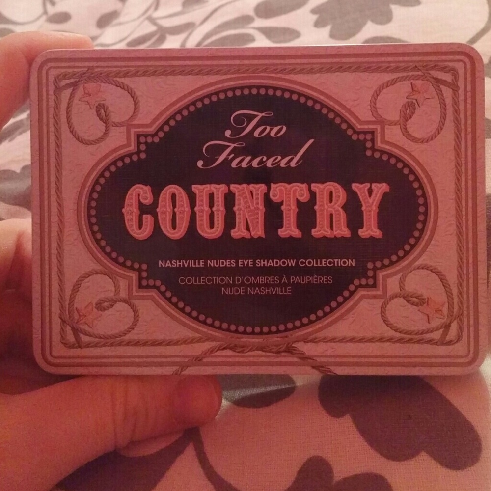 Too Faced Country Palette