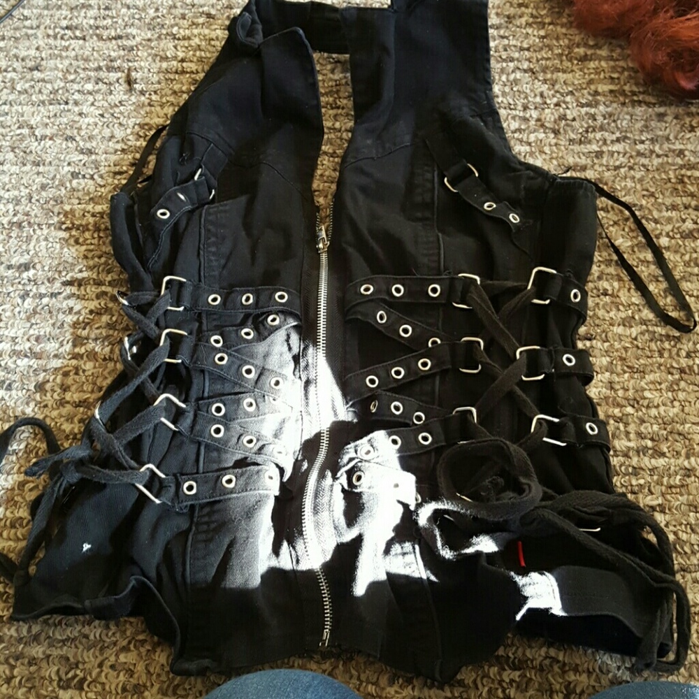 Halter top