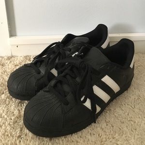Black Adidas Superstars