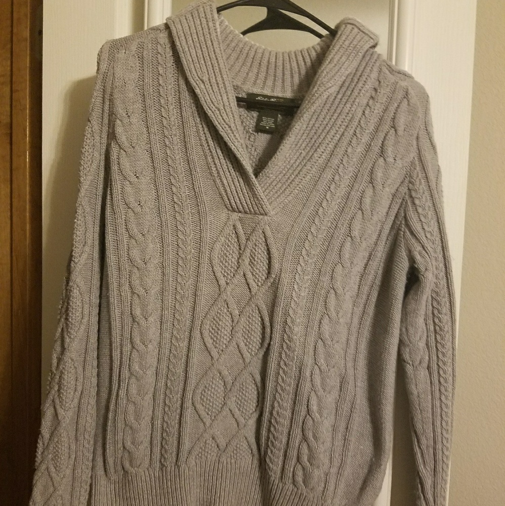 Women's Eddie Bauer sweater