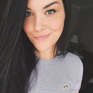 Meet your Posher, Abby