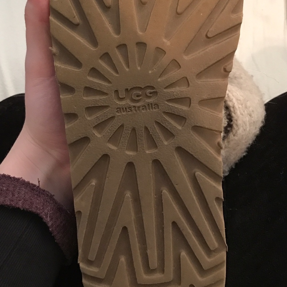 UGG sweater boots size ten !!!!